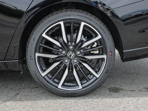 New 2026 Honda Accord Touring image 8