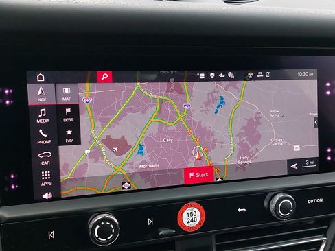 Certified 2026 Porsche Macan AWD/4WD image 25