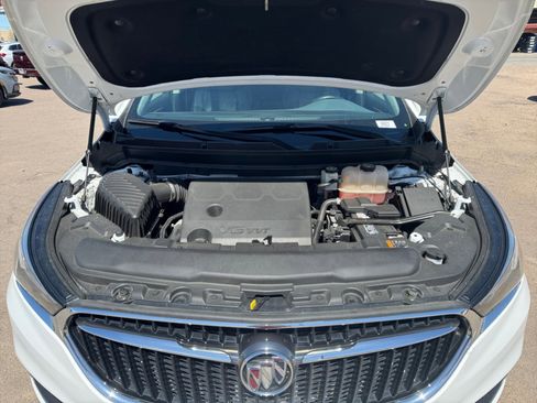 Used 2020 Buick Enclave Essence image 20