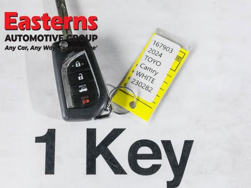 Used 2024 Toyota Camry SE image 24