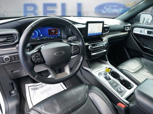Used 2021 Ford Explorer Platinum w/ Equipment Group 601A AWD/4WD image 11