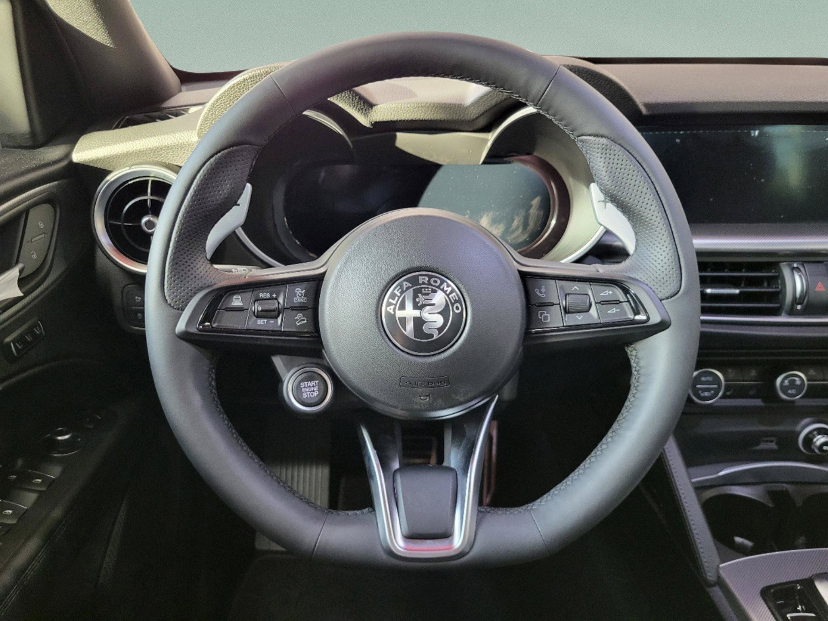 New 2025 Alfa Romeo Stelvio Sprint AWD/4WD image 87
