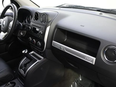 Used 2017 Jeep Compass High Altitude AWD/4WD image 15