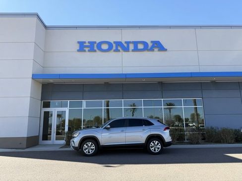 Used 2021 Volkswagen Atlas Cross Sport S image 20