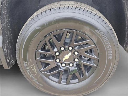 New 2026 Chevrolet Silverado EV LT image 8