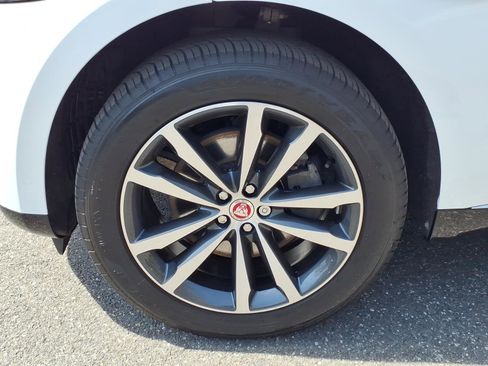 Certified 2023 Jaguar F-PACE S AWD/4WD image 9