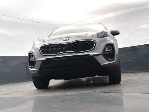 Used 2022 Kia Sportage LX image 20