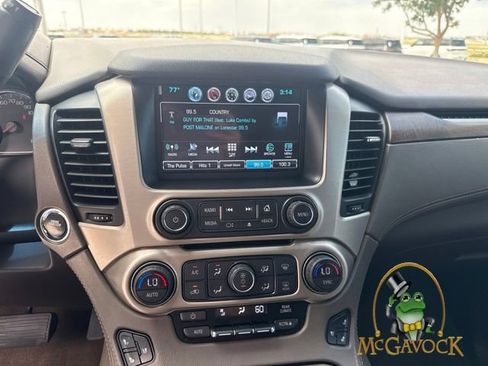 Used 2019 GMC Yukon Denali w/ Denali Ultimate Package AWD/4WD image 14