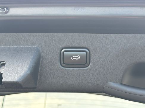 Used 2023 Kia Sportage X-Line w/ X-Line Premium Package AWD/4WD image 19
