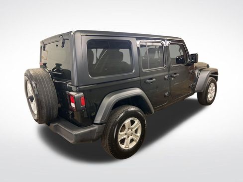 Used 2022 Jeep Wrangler Unlimited Sport AWD/4WD image 6