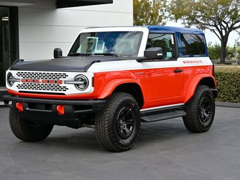 Used 2025 Ford Bronco Stroppe Edition image 2