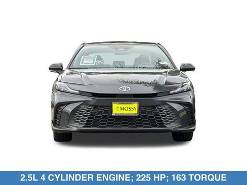 Used 2025 Toyota Camry SE FWD image 10