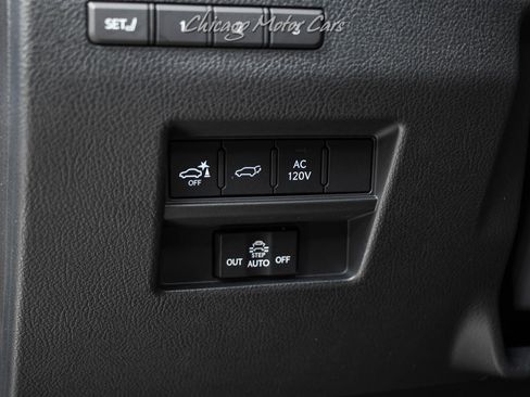 Used 2025 Lexus GX 550 w/ Cold Area Package AWD/4WD image 10