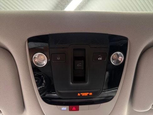Certified 2024 Kia Sorento S w/ Panoramic Sunroof Package FWD image 44