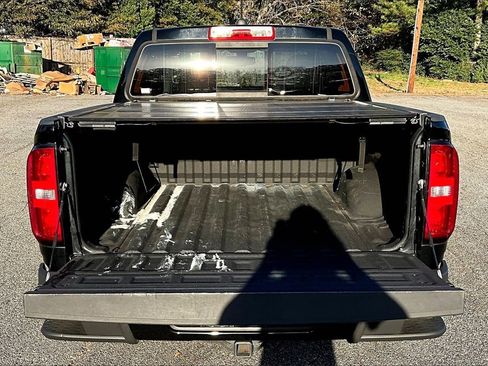 Used 2017 Chevrolet Colorado Z71 image 30