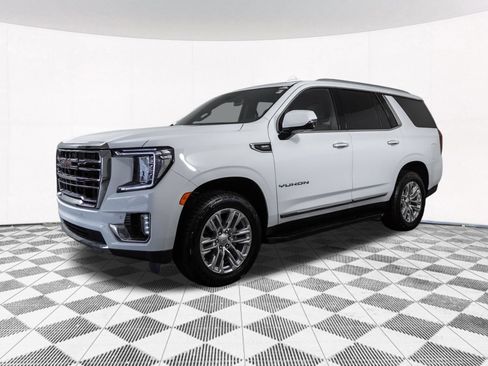 Used 2023 GMC Yukon SLT w/ SLT Luxury Package AWD/4WD image 14