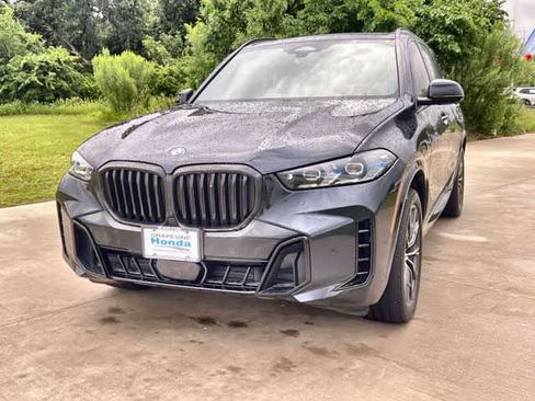 Used 2024 BMW X5 xDrive40i w/ M Sport Package AWD/4WD image 2