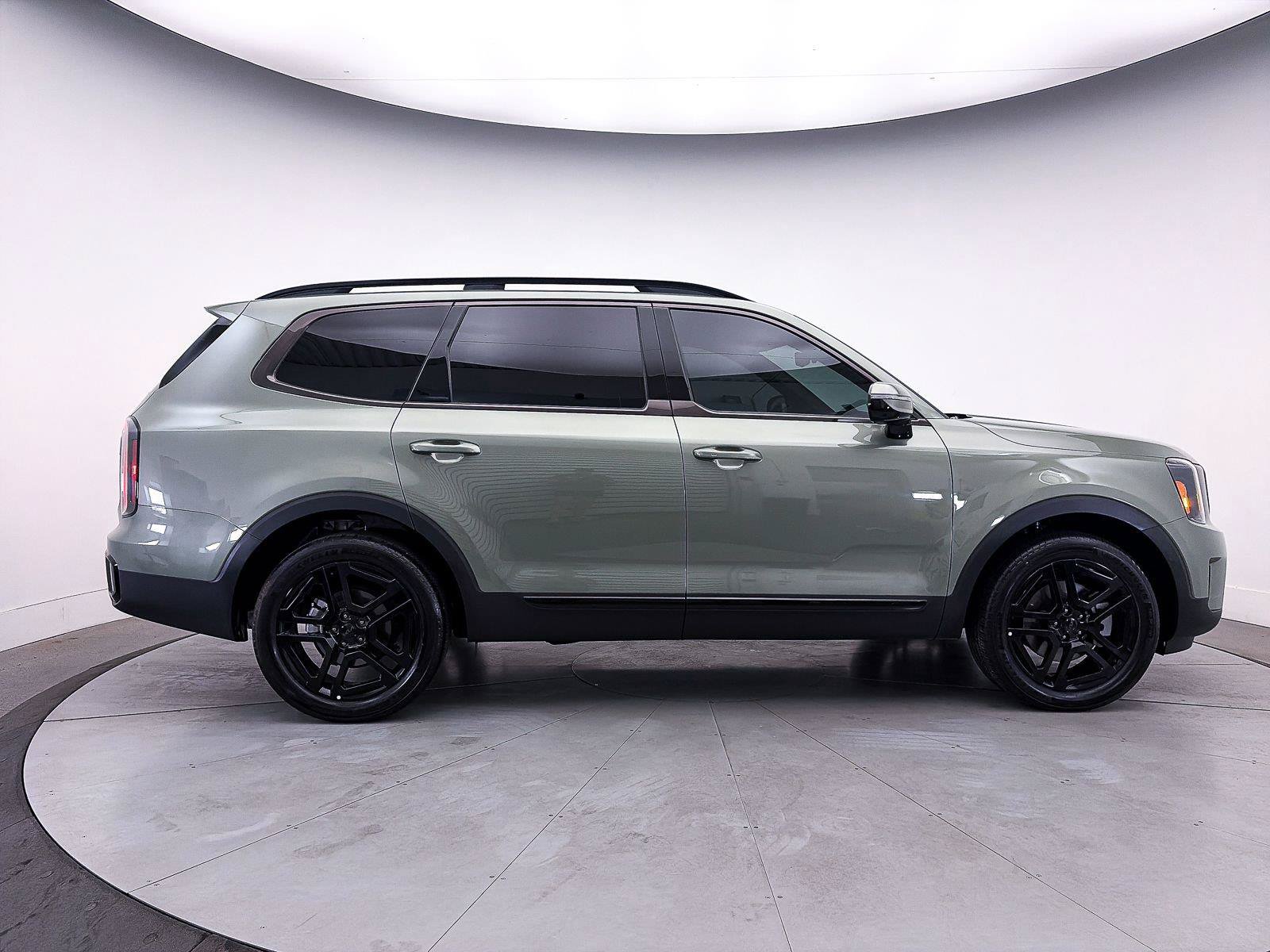 Certified 2025 Kia Telluride SX Prestige X-Line AWD/4WD image 51