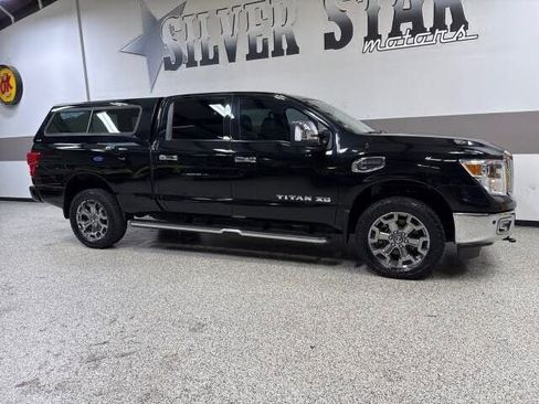 Used 2018 Nissan Titan SL w/ Chrome Package AWD/4WD image 46