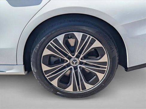 New 2026 Mercedes-Benz E 450 4MATIC Sedan image 9