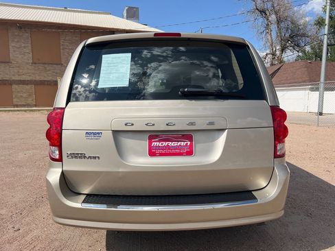 Used 2013 Dodge Grand Caravan American Value Package FWD image 6