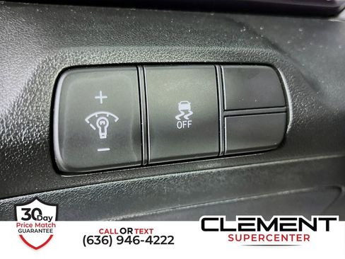 Used 2025 Hyundai Elantra Sport image 10