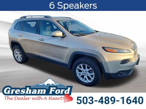 Used 2015 Jeep Cherokee Latitude image 8
