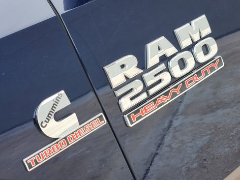 Used 2018 RAM 2500 Laramie AWD/4WD image 11