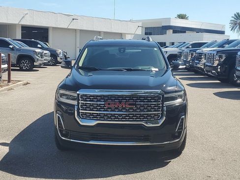 Used 2023 GMC Acadia Denali w/ Denali Ultimate Package AWD/4WD image 2