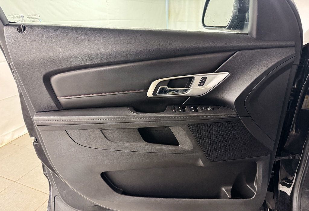 Used 2016 GMC Terrain SLE AWD/4WD image 14