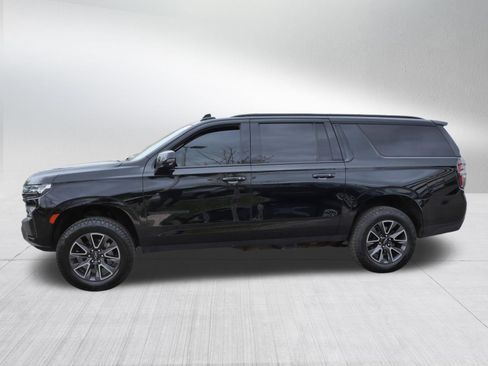 Used 2022 Chevrolet Suburban Z71 w/ Z71 Off-Road Package AWD/4WD image 4