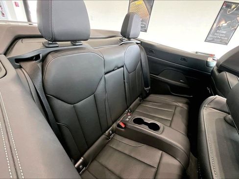 Used 2026 BMW 430i Convertible RWD image 22