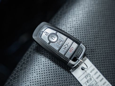 Certified 2021 Ford F150 Lariat w/ Equipment Group 502A High image 56