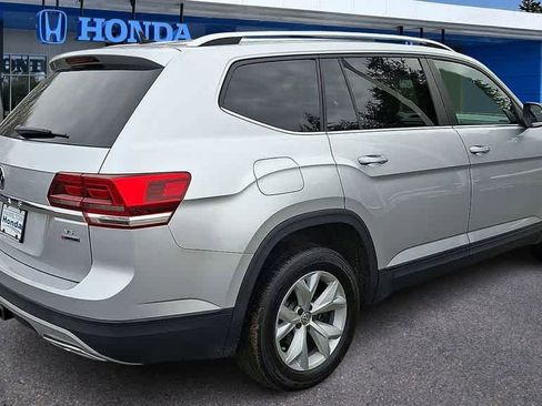 Used 2019 Volkswagen Atlas SE w/ Towing Package image 8