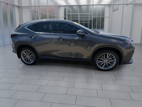 Used 2024 Lexus NX 350h AWD w/ Vision Package image 9