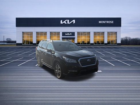 Used 2022 Subaru Ascent Limited AWD/4WD image 3