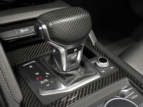 Used 2022 Audi R8 V10 performance RWD image 28
