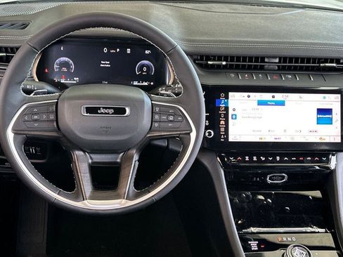New 2026 Jeep Grand Cherokee L Limited AWD/4WD image 14