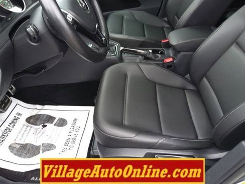 Used 2017 Volkswagen Golf Alltrack SE image 22