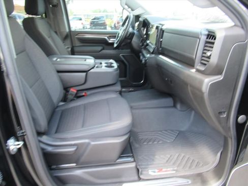 Used 2024 Chevrolet Silverado 2500 LT image 10