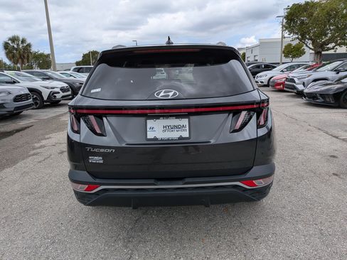 Used 2022 Hyundai Tucson SEL w/ Cargo Package FWD image 5