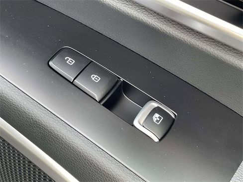 New 2025 Kia Telluride S image 13