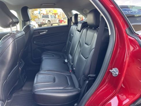 Certified 2020 Ford Edge Titanium image 41