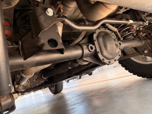Used 2024 Jeep Wrangler Unlimited Sahara AWD/4WD image 48