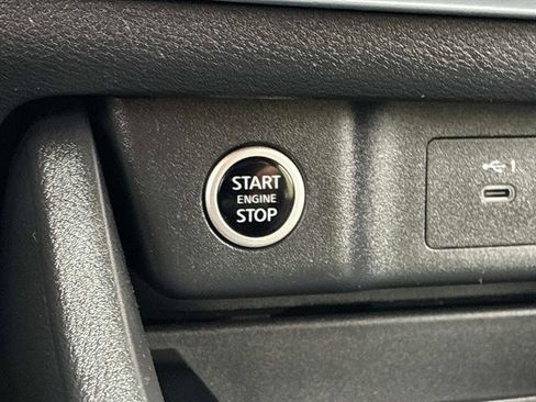 Certified 2023 Nissan Rogue SV image 24