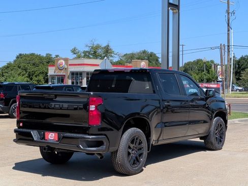 New 2026 Chevrolet Silverado 1500 Custom w/ LPO, Dark Essentials Package RWD image 8