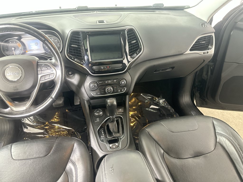 Used 2019 Jeep Cherokee Limited AWD/4WD image 21