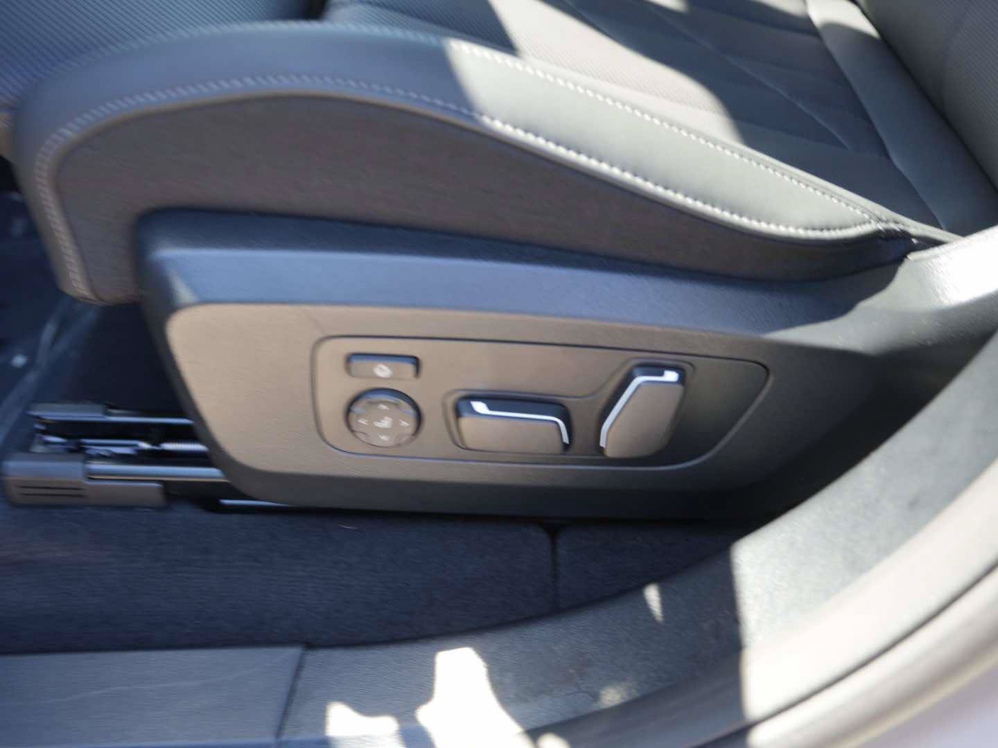 Used 2026 BMW X3 M50 AWD/4WD image 14