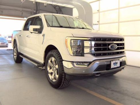 Used 2022 Ford F150 Lariat w/ Equipment Group 502A High AWD/4WD image 4