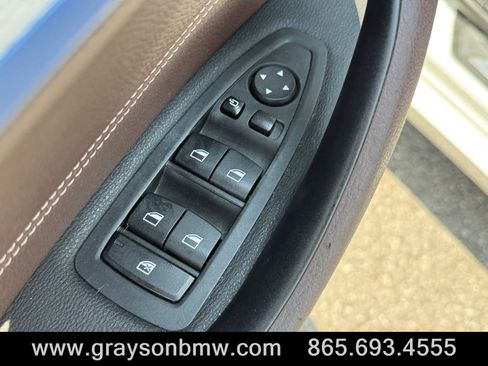 Used 2021 BMW X1 xDrive28i AWD/4WD image 16